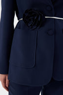 Çiçek Detaylı Lacivert Kadın Blazer Ceket ve Geniş Paça Pantolon