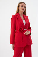 Çiçek Detaylı Kırmızı Kadın Blazer Ceket ve Geniş Paça Pantolon