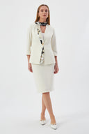 Gold Düğme Detaylı Fularlı Ekru Kadın Blazer Ceket ve Kalem Etek