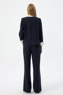 Hakim Yaka Lacivert Kadın Blazer ve Bol Paça Pantolon