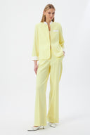 Hakim Yaka Sarı Kadın Blazer ve Bol Paça Pantolon